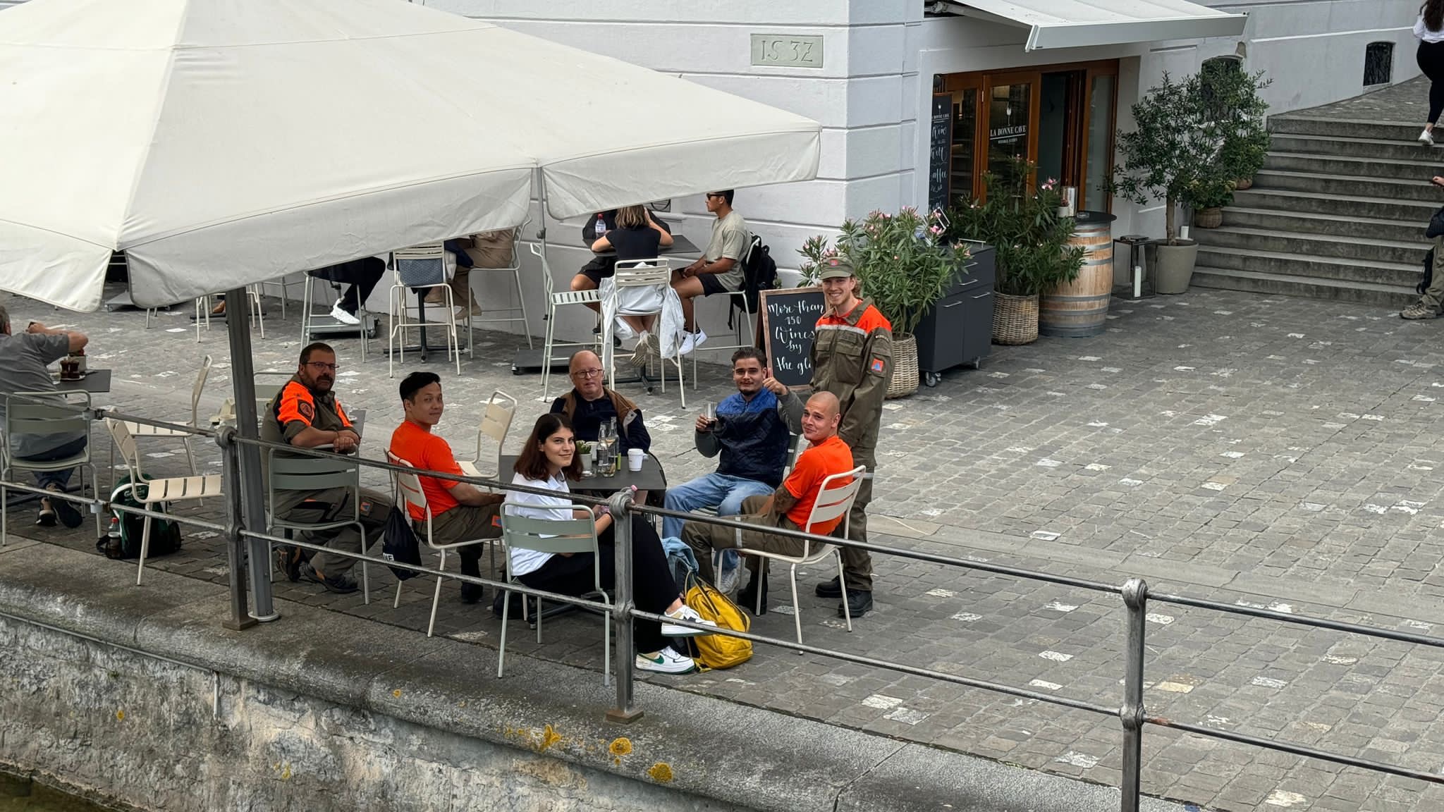 Cafe in Luzern.JPG